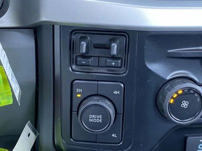 2025 Ford Chassis Cab - Photo 19