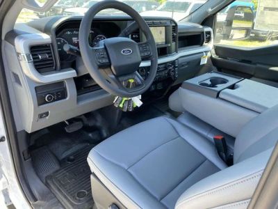 2025 Ford Chassis Cab - Photo 13
