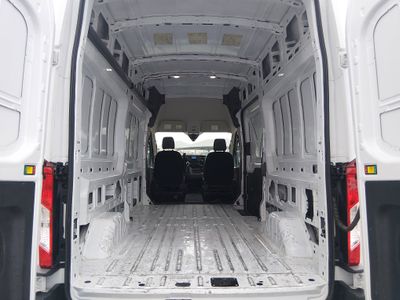 2023 Ford Transit Cargo Van - Photo 11