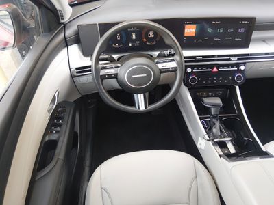 2025 Hyundai Tucson — photo 17 view