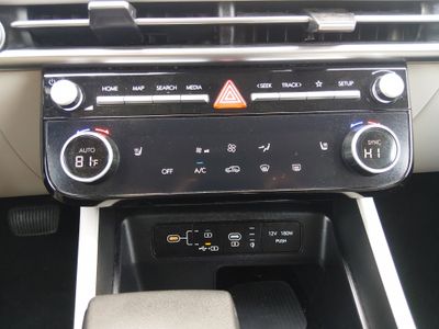 2025 Hyundai Tucson — photo 18 view