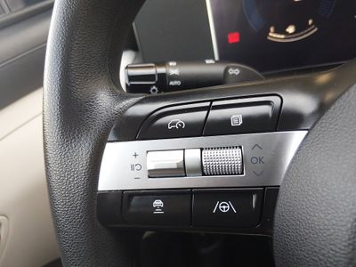 2025 Hyundai Tucson — photo 12 view