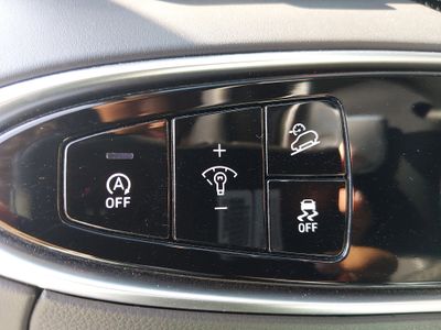 2025 Genesis GV70 - Photo 13