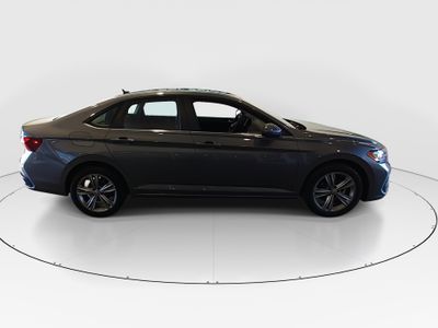 2024 Volkswagen Jetta - Photo 8