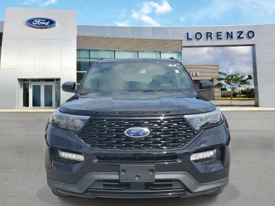 2023 Ford Explorer — side profile view