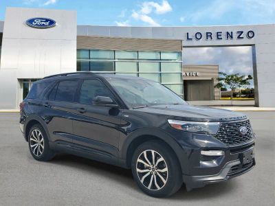 2023 Ford Explorer — rear three-quarter view