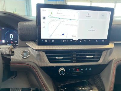 2026 Ford Explorer — photo 13 view