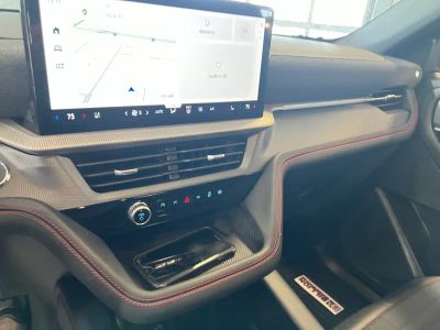 2026 Ford Explorer — photo 14 view