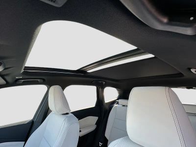 2026 BMW X1 — photo 16 view