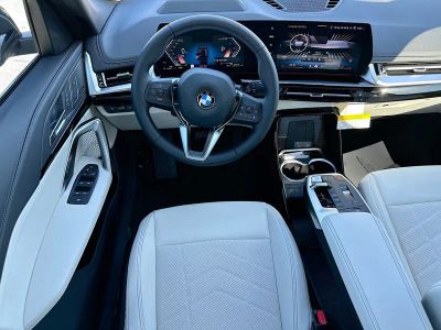 2026 BMW X1 — photo 17 view