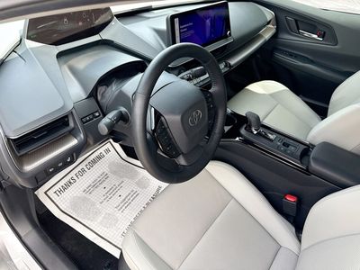 2024 Toyota Prius - Photo 25