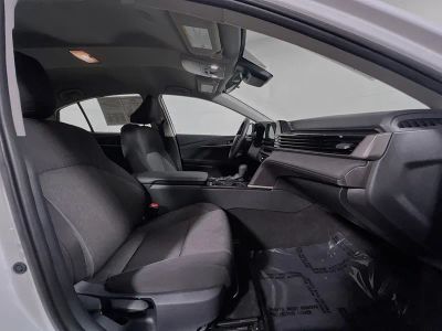 2025 Toyota Camry — photo 28 view
