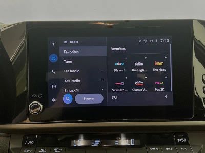2025 Toyota Camry — photo 24 view