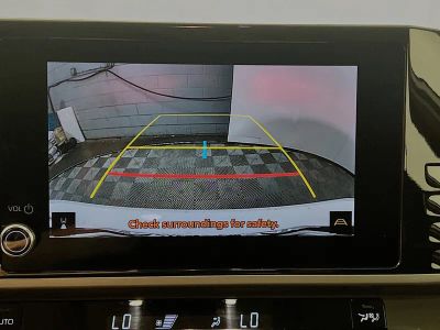 2025 Toyota Camry — photo 25 view