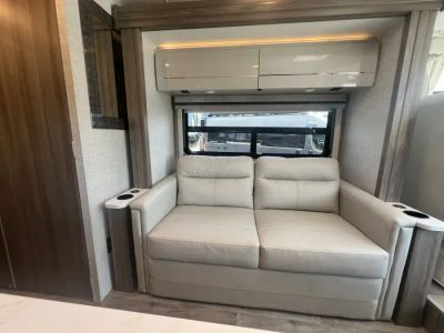 2025 Thor Motor Coach VEGAS - Photo 11