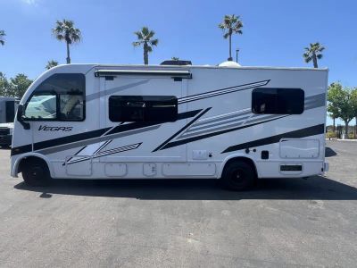 2025 Thor Motor Coach VEGAS - Photo 19