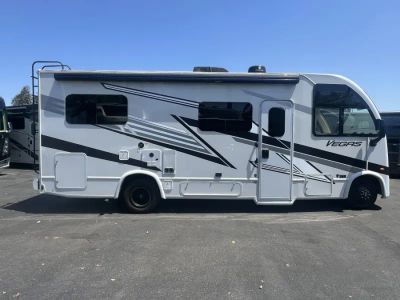 2025 Thor Motor Coach VEGAS - Photo 17