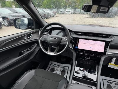 2026 Jeep Grand Cherokee — photo 35 view