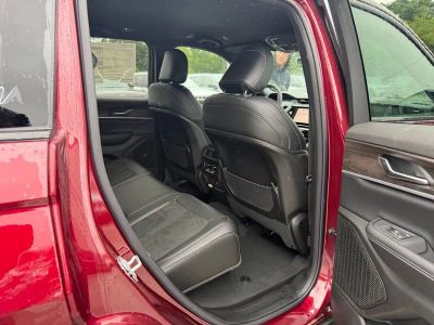 2026 Jeep Grand Cherokee — photo 31 view