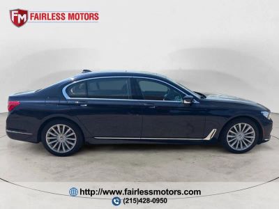 2019 BMW 7 Series — interior view