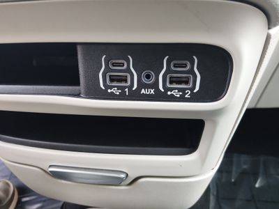 2023 Chrysler Pacifica — photo 20 view