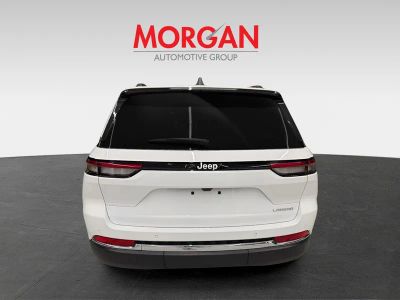 2025 Jeep Grand Cherokee — detail view