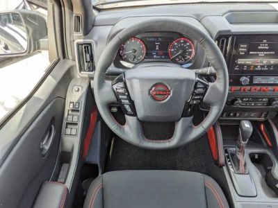 2026 Nissan Frontier — photo 17 view