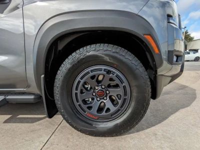 2026 Nissan Frontier — photo 12 view