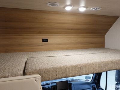 2026 NeXus RV Wraith — photo 13 view