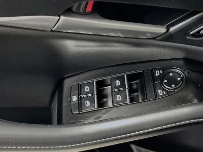 2025 Mazda CX-30 — photo 14 view