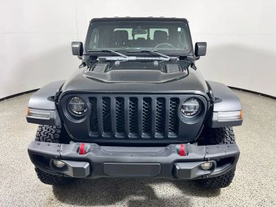 2022 Jeep Gladiator — rear three-quarter view