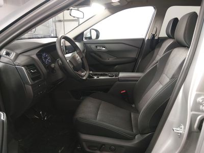 2025 Nissan Rogue - Photo 19
