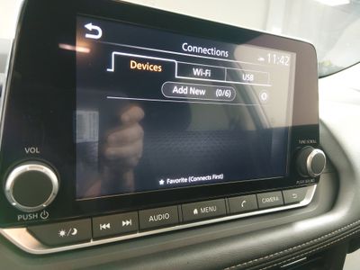 2025 Nissan Rogue - Photo 17