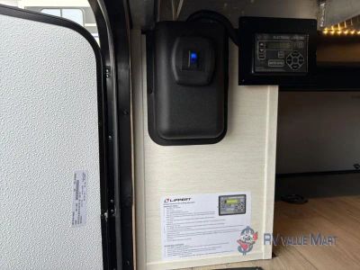 2026 Forest River RV Vengeance Rogue Armored — photo 12 view