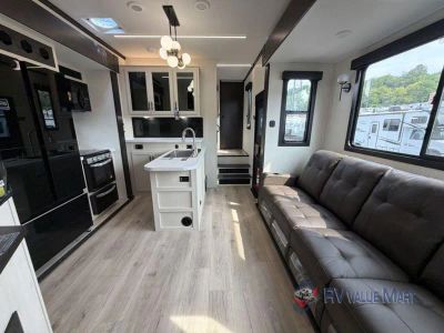 2026 Forest River RV Vengeance Rogue Armored — photo 23 view
