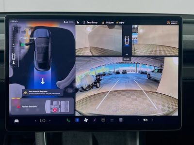 2026 Tesla Model Y - Photo 20