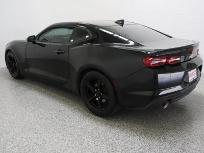 2021 Chevrolet Camaro RWD - Photo 9