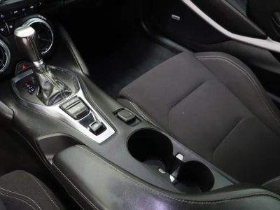 2021 Chevrolet Camaro RWD - Photo 18
