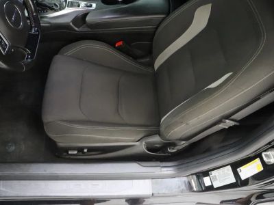 2021 Chevrolet Camaro RWD - Photo 16