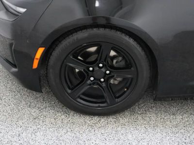 2021 Chevrolet Camaro RWD - Photo 11