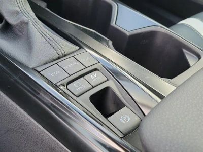 2025 Toyota Camry — photo 35 view