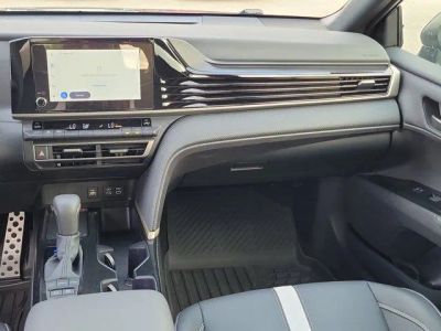 2025 Toyota Camry — photo 20 view