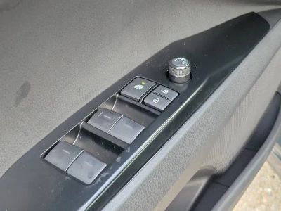 2025 Toyota Camry — photo 25 view