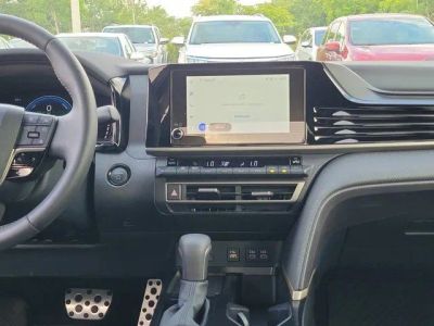 2025 Toyota Camry — photo 21 view