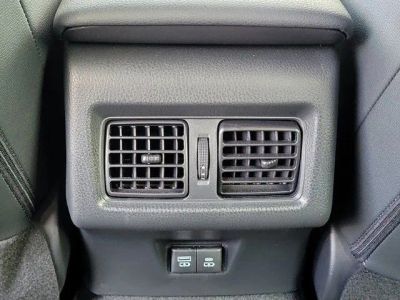 2025 Toyota Camry — photo 17 view