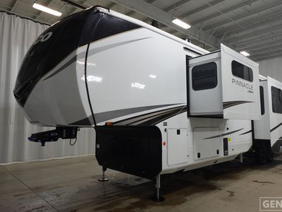 2026 Jayco Pinnacle - Photo 2