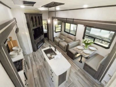 2022 CrossRoads Suncruiser - Photo 5
