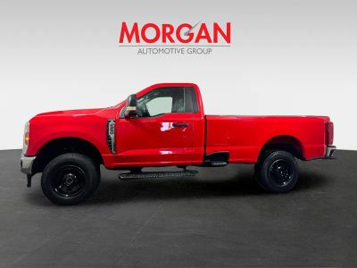 2024 Ford F-250SD — engine compartment view