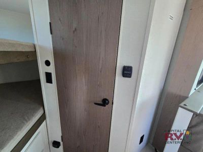2027 Grand Design Transcend One — photo 24 view