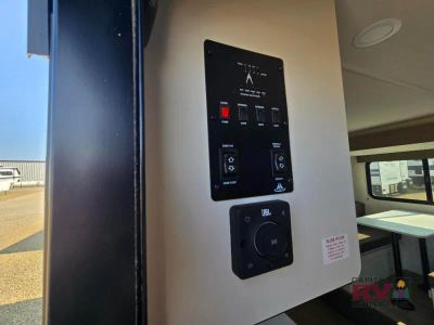 2027 Grand Design Transcend One — photo 15 view
